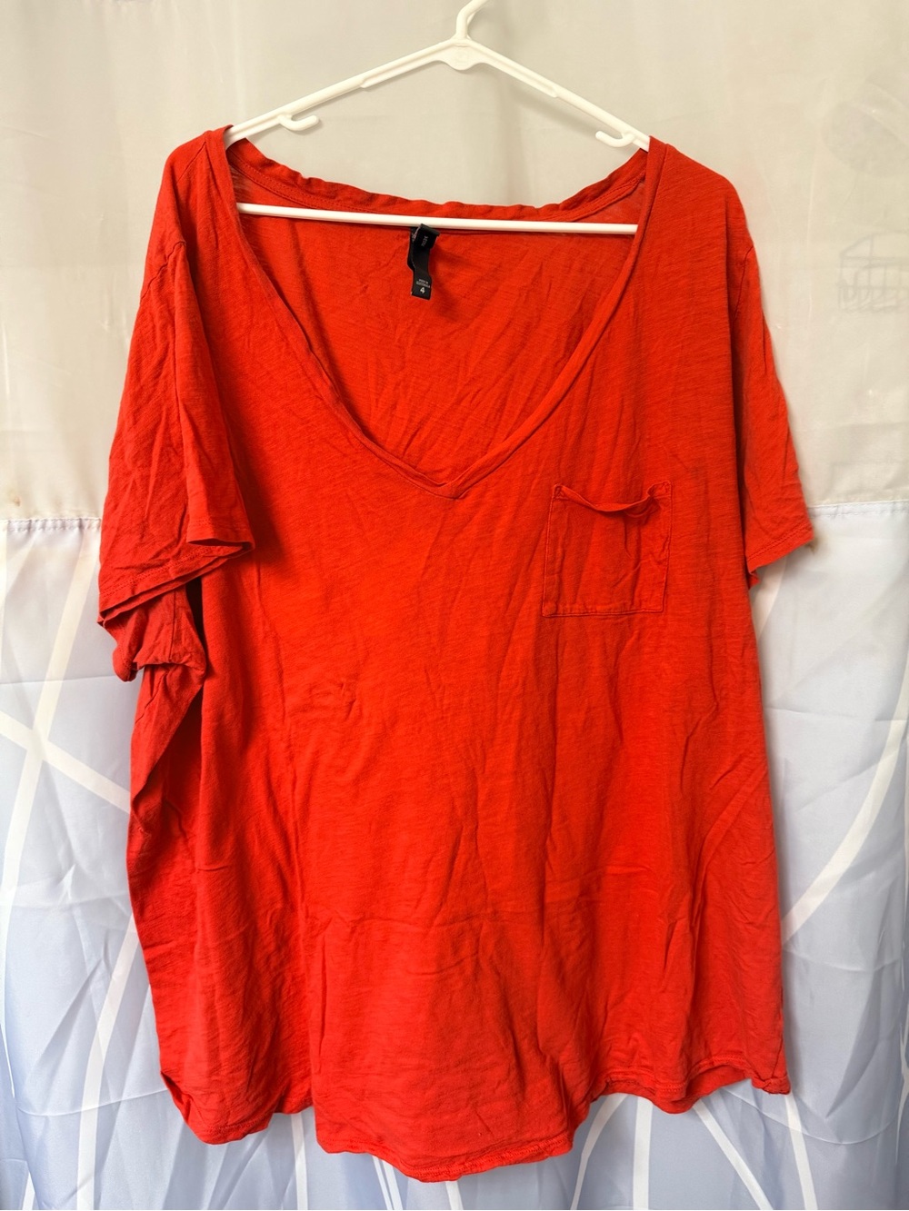 Torrid Bright Red V-Neck Pocket Tee, Size 4